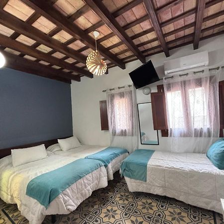 Hotel Vagamundos Tarifa Esterno foto