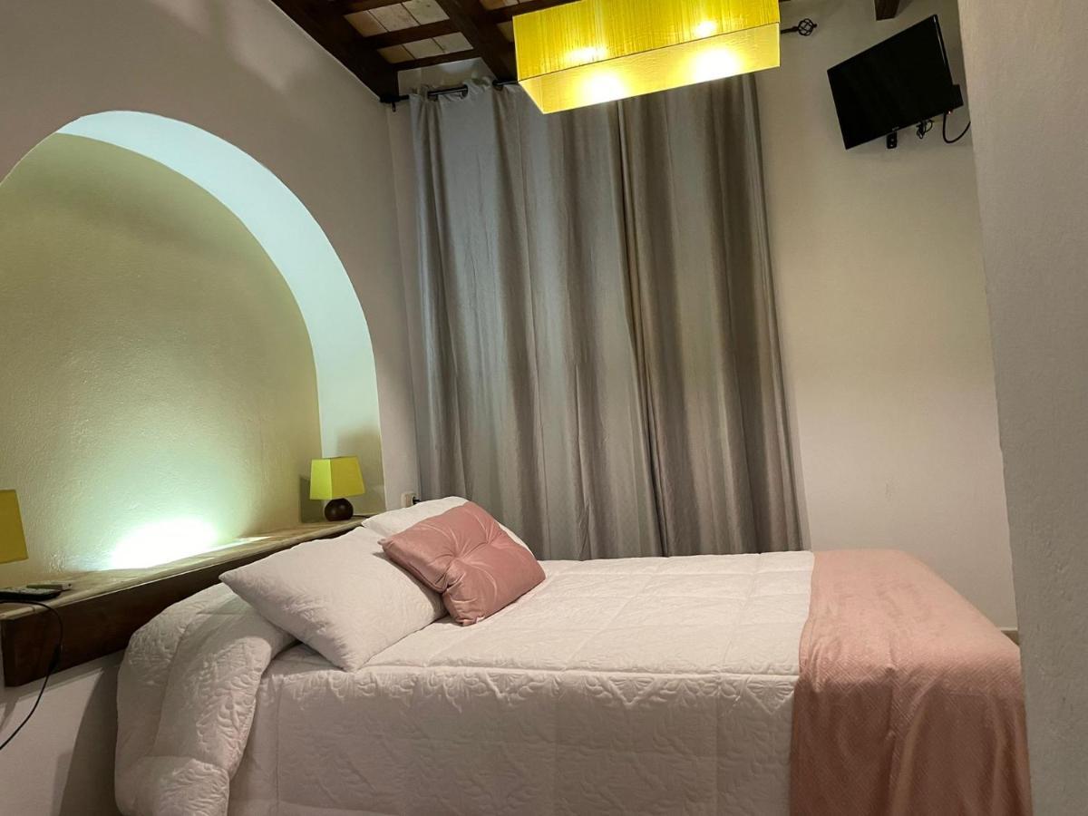Hotel Vagamundos Tarifa Esterno foto