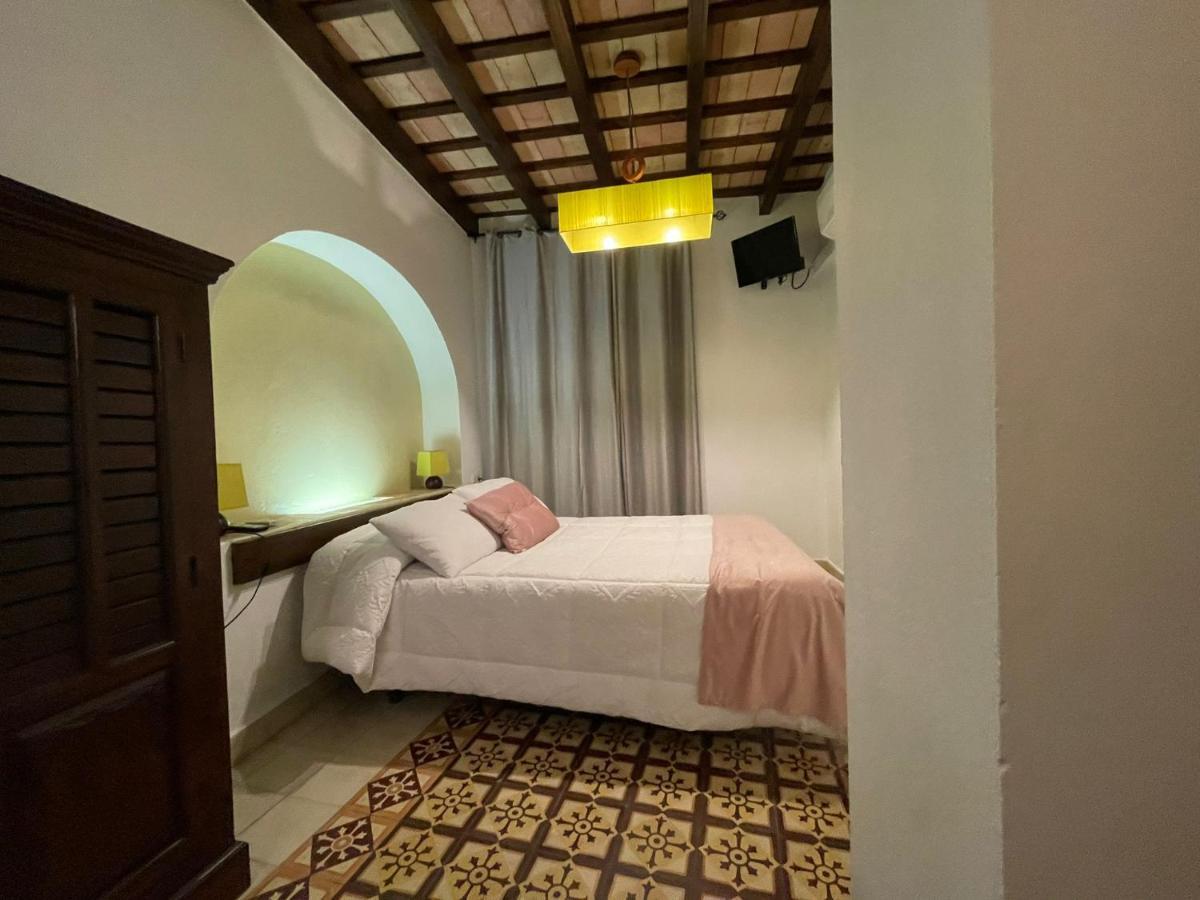 Hotel Vagamundos Tarifa Esterno foto