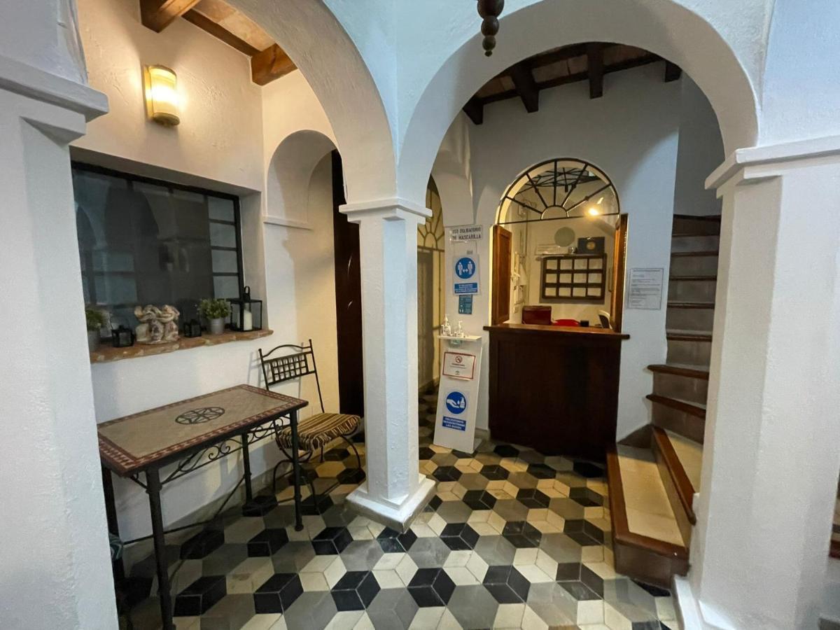 Hotel Vagamundos Tarifa Esterno foto