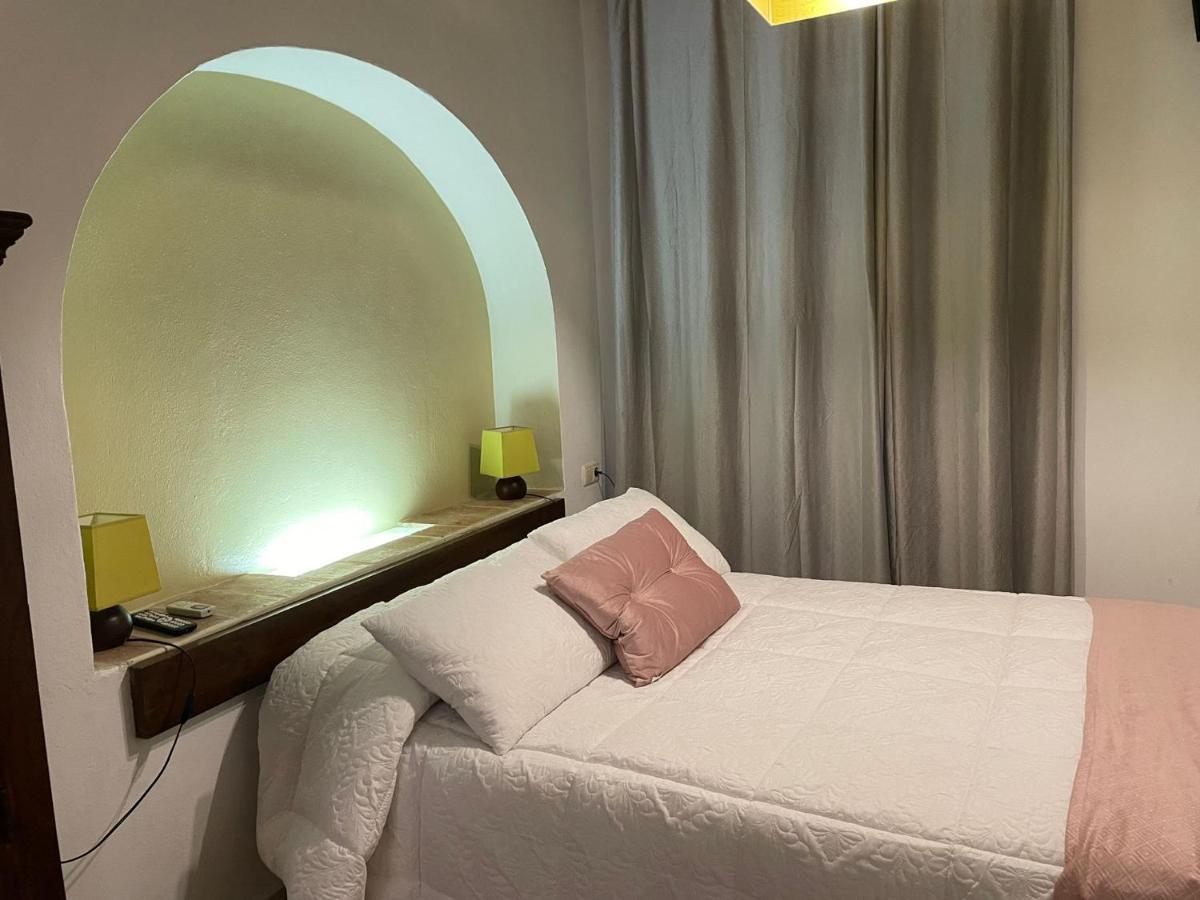 Hotel Vagamundos Tarifa Esterno foto
