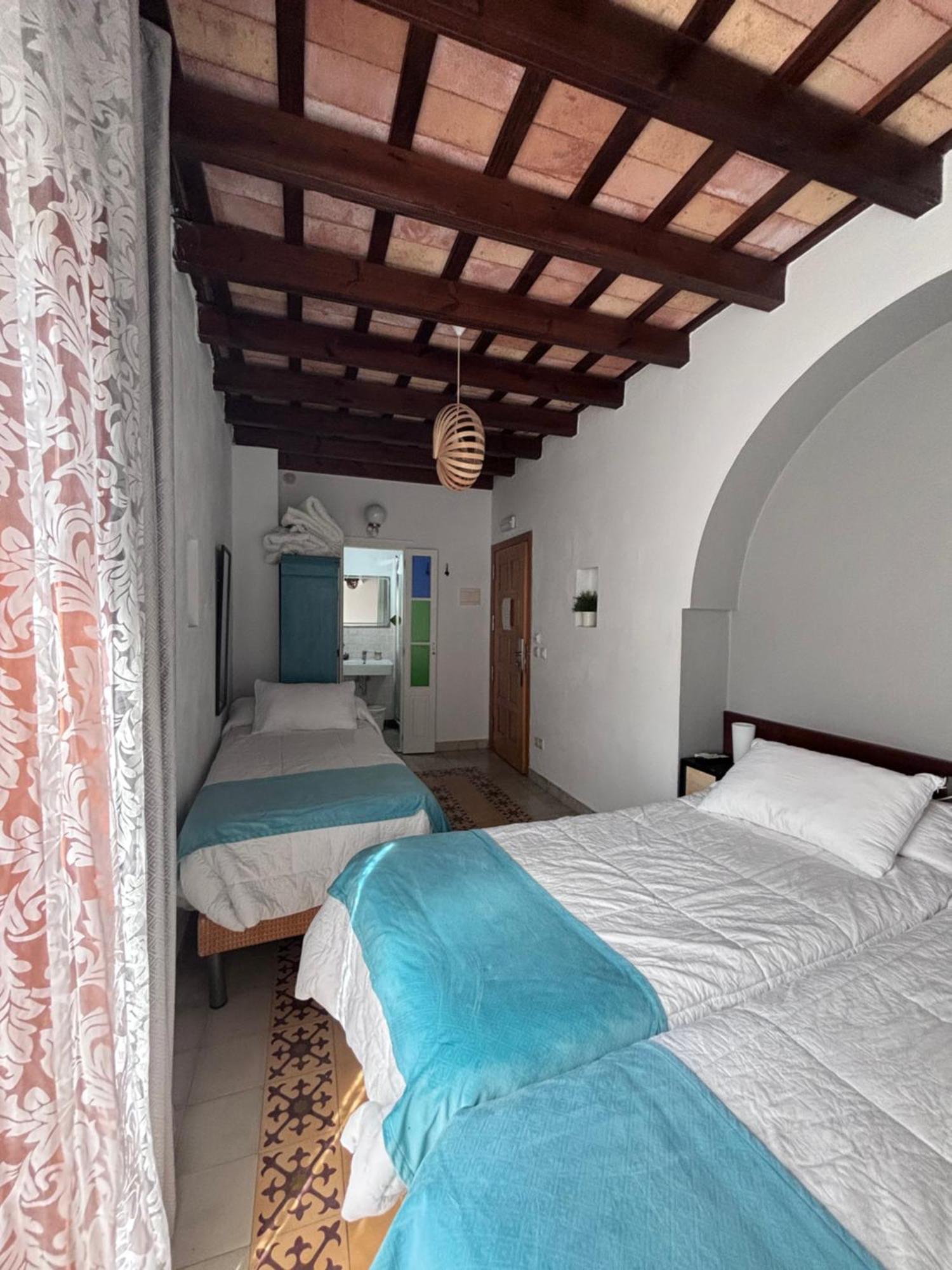 Hotel Vagamundos Tarifa Esterno foto